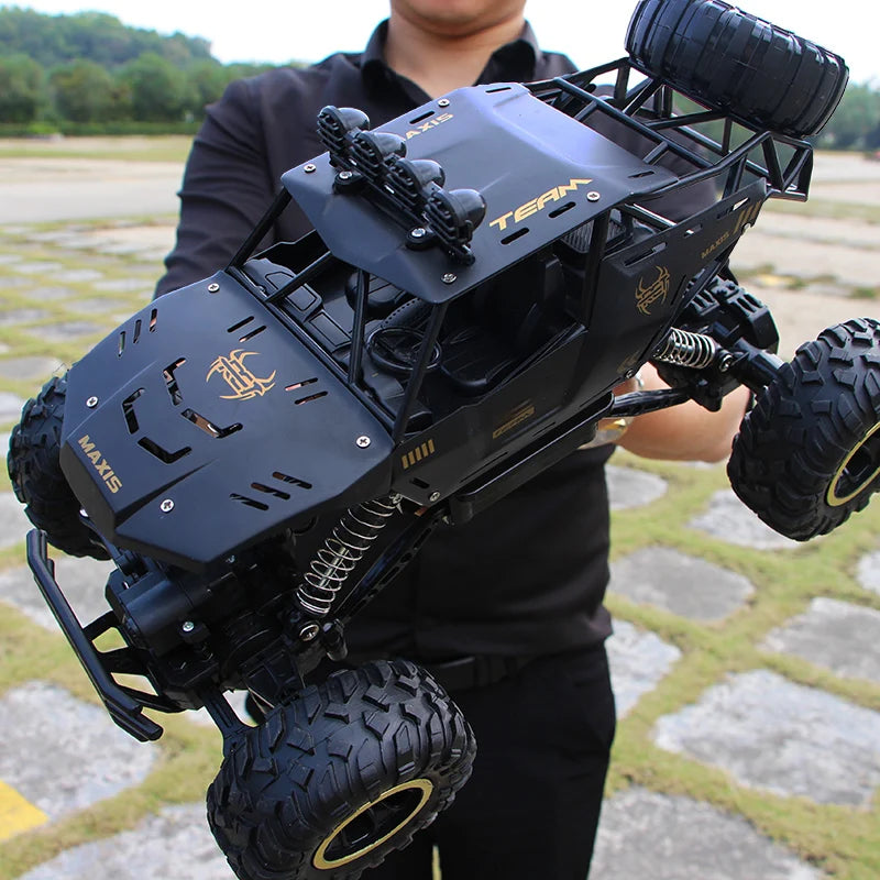 ThunderTruck RC: Potência e Ação em Alta Velocidade!